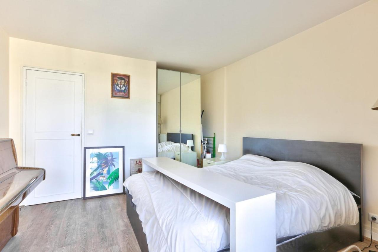 Cozy 2-person In Pere Lachaise Paris